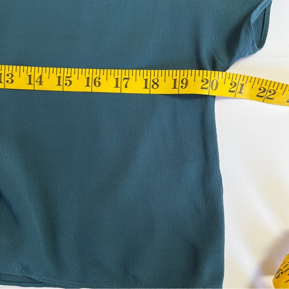 Aritzia WILFRED FREE⎮The Tie-Front Blouse⎮cropped button front⎮dark teal blue⎮S - Picture 10 of 16